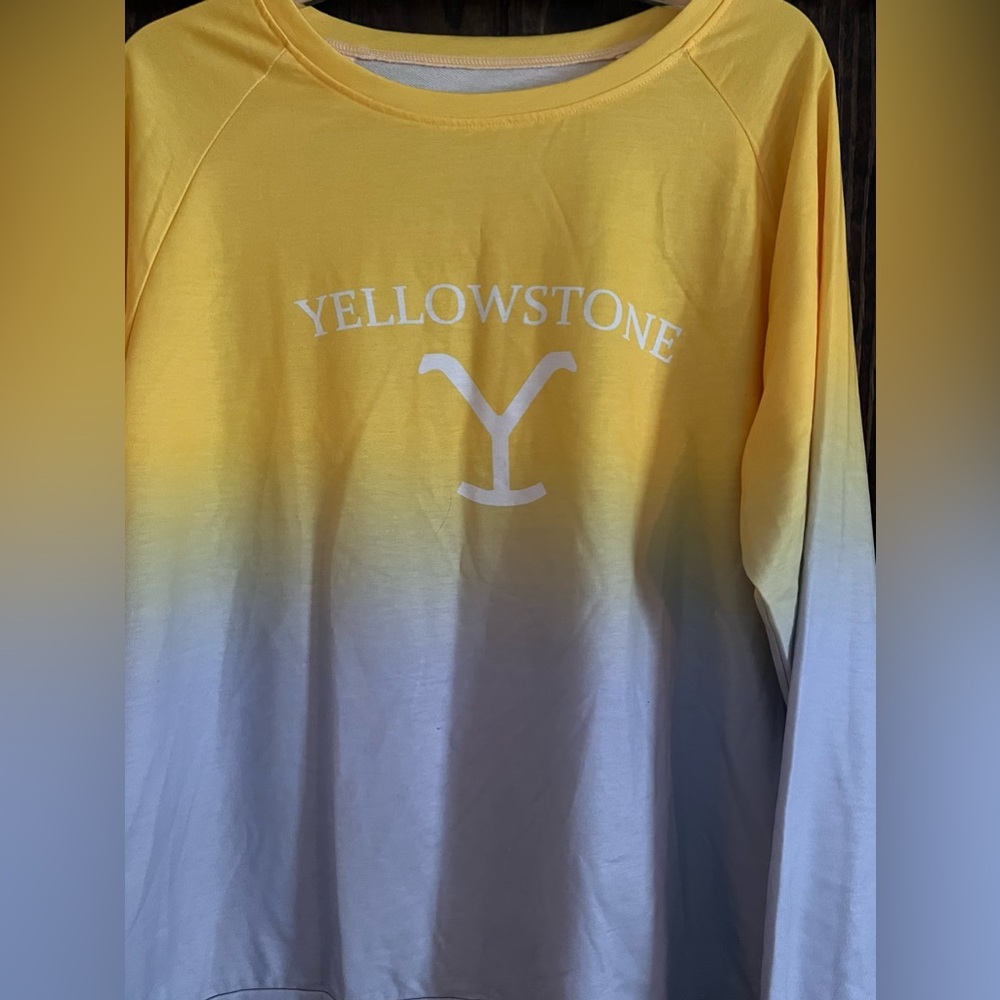 2 Yellowstone Shirts XXL selling as a set! - Picture 2 of 9